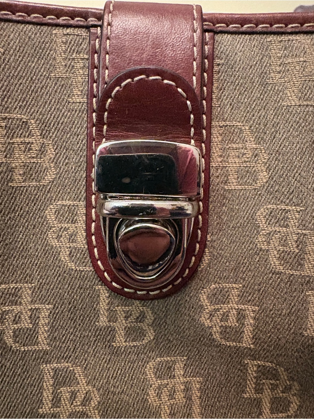 Dooney & Bourke Vintage Olive Monogram Satchel Pink Interior Push Lock Dust Bag - Picture 8 of 16